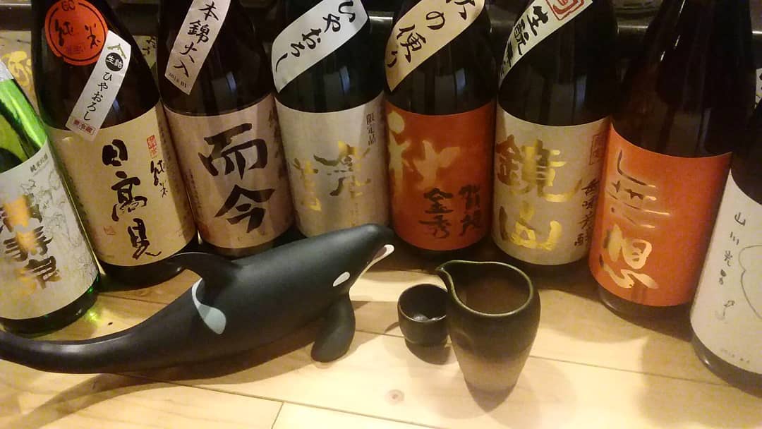 鯱家に日本酒ひやおろし入荷しました！
秋の到来を告げる日本酒ぜひ味わってください～
ご来店お待ちしております