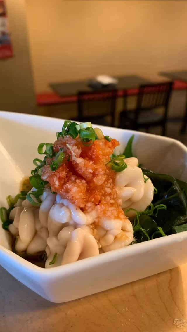今年も来ましたこの時期️
冬の醍醐味白子ポン酢！
濃厚な味に熱燗との相性がまたこれ格別に
数に限りがありますのでお早めに